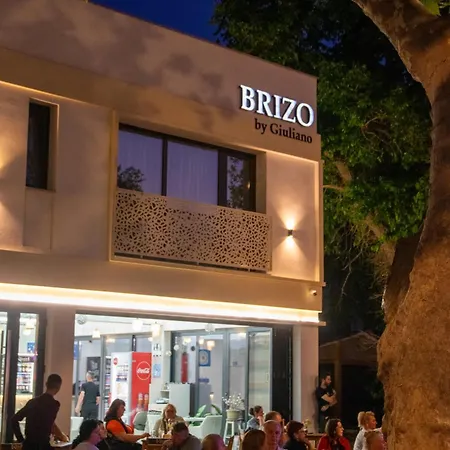 Brizo Boutique Mamaia